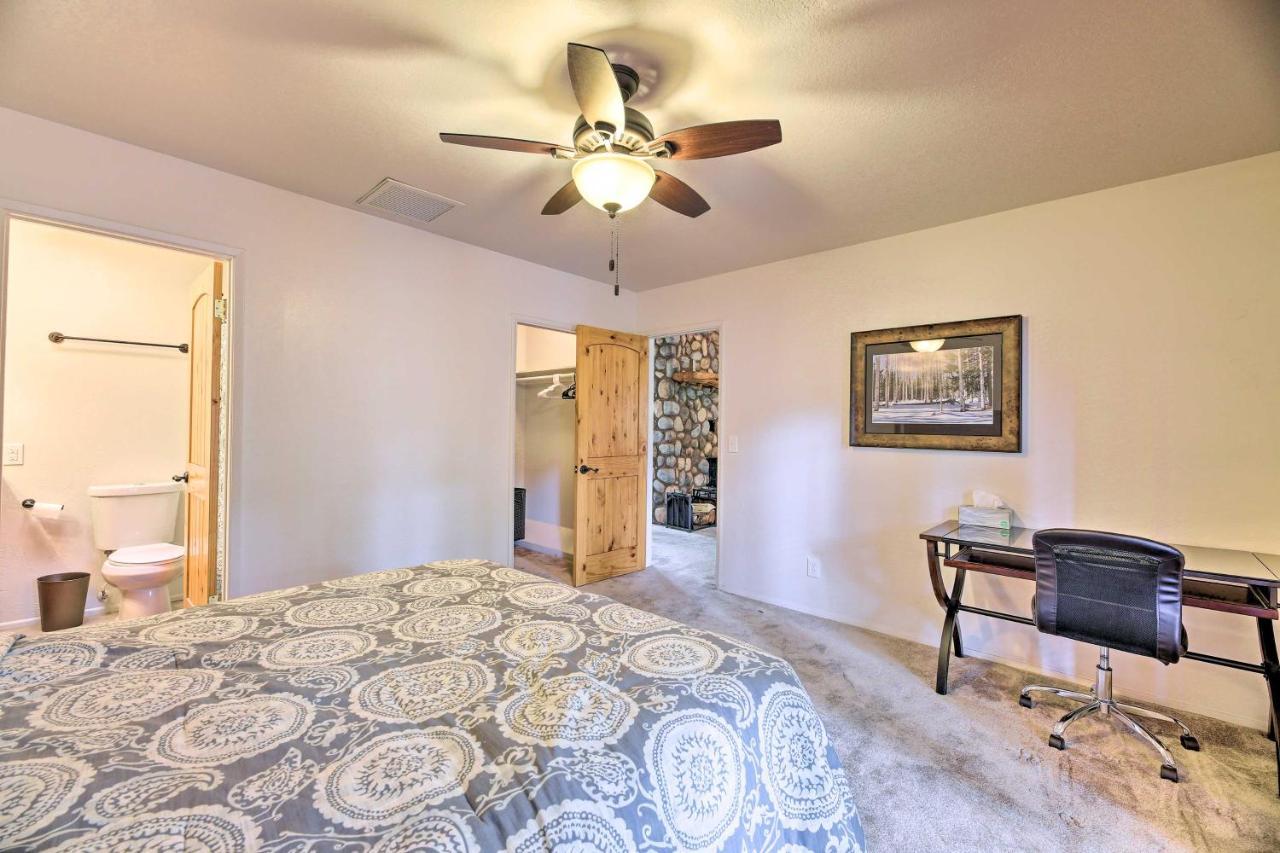 Lush Pinetop Retreat With Large Deck And Wooded Yard! Екстер'єр фото